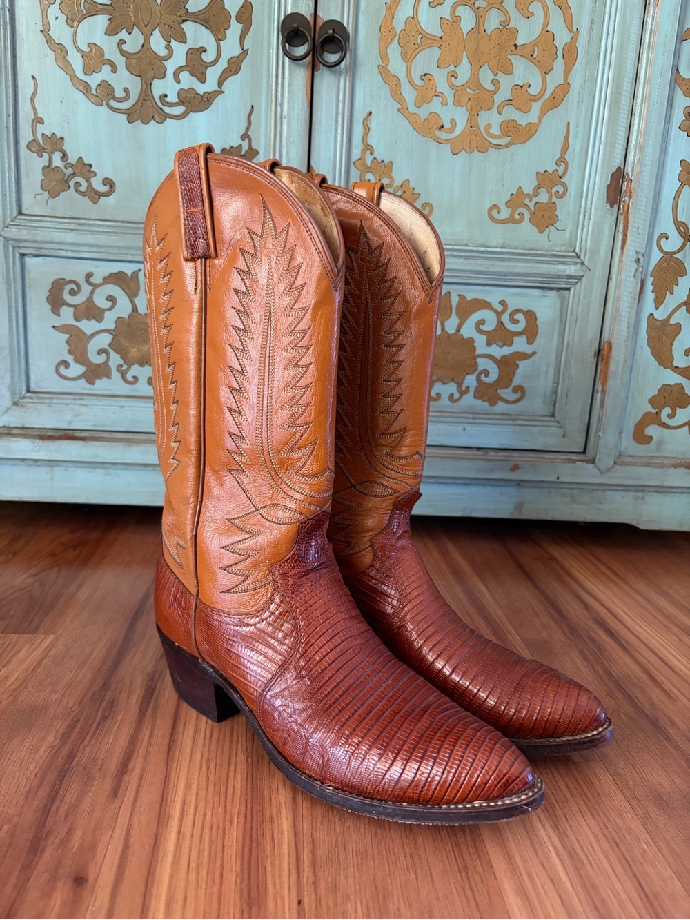 Vintage Dan Post Lizard Skin Cowboy Boots - Size 10
